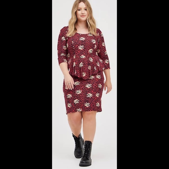 NWT Torrid Skull Peplum Dress size 4 - Picture 3 of 6